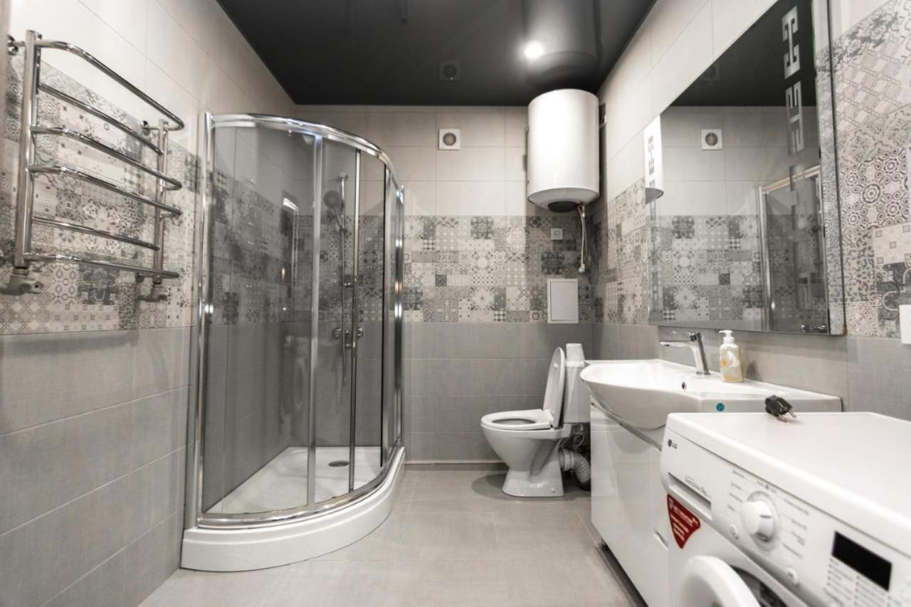 Loft Apartment On Svobody Kamjanske Exteriér fotografie