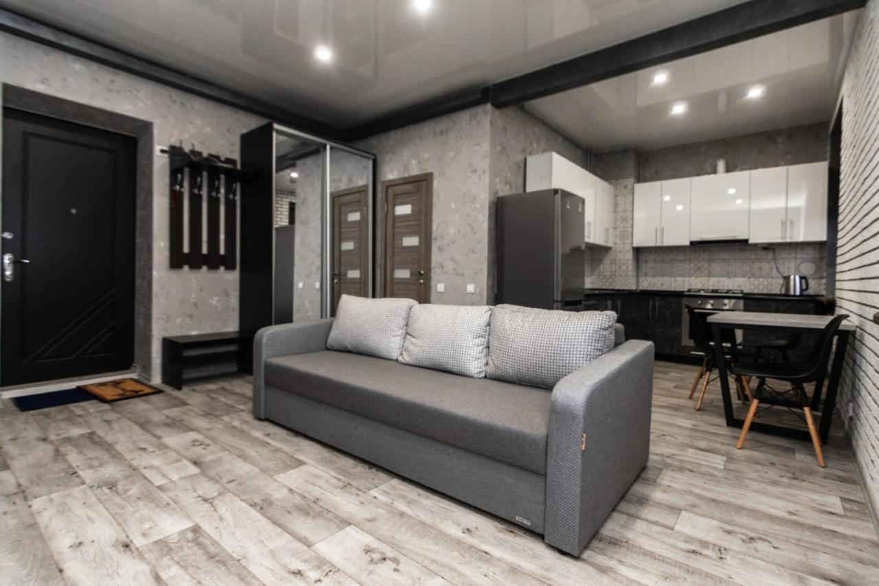 Loft Apartment On Svobody Kamjanske Exteriér fotografie